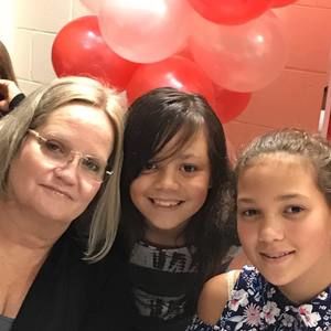 Meet your Posher, Amber